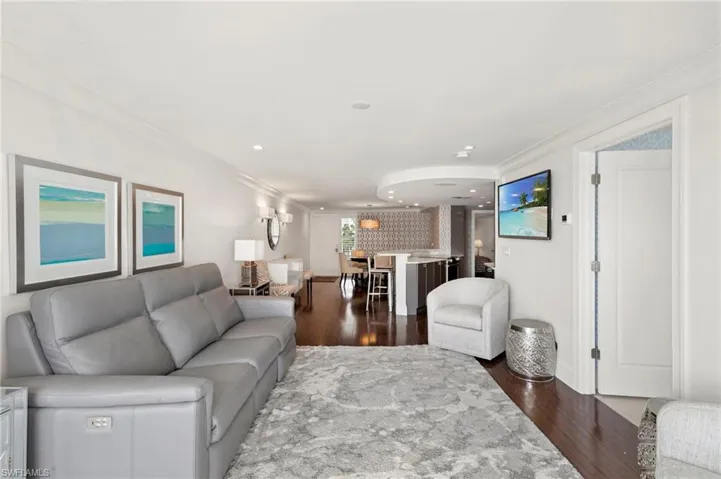 3443  Gulf Shore N BLVD, Naples, FL 34103