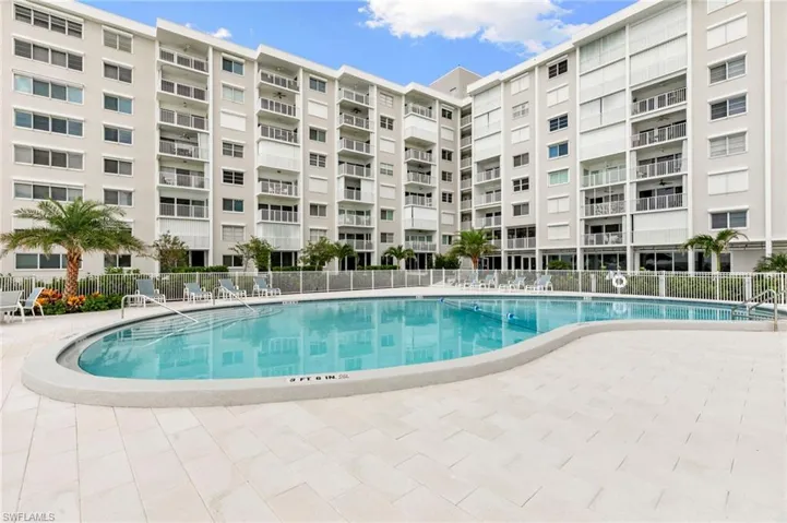 3443  Gulf Shore N BLVD, Naples, FL 34103