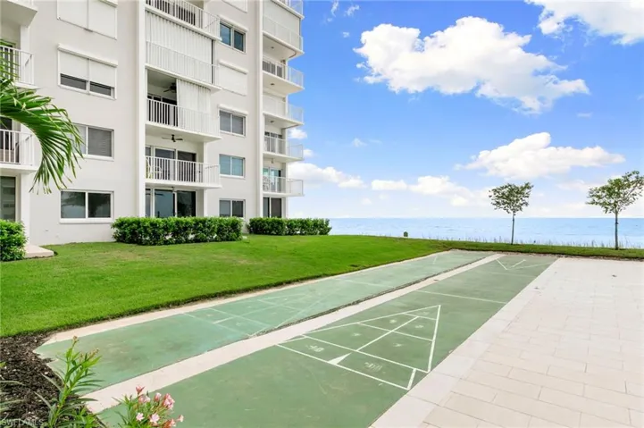 3443  Gulf Shore N BLVD, Naples, FL 34103