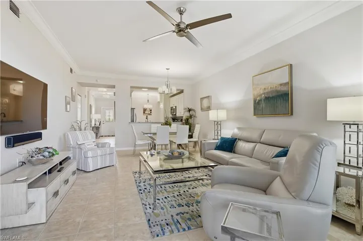 3981  Bishopwood E CT, Naples, FL 34114