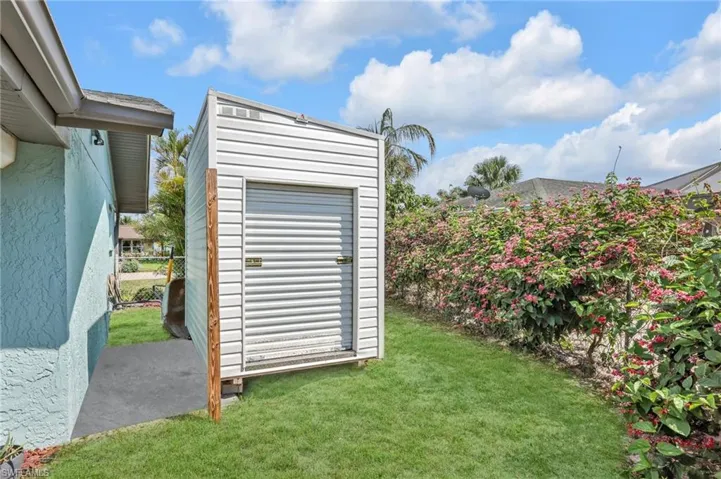 1346  Torreya  CIR, North Fort Myers, FL 33917