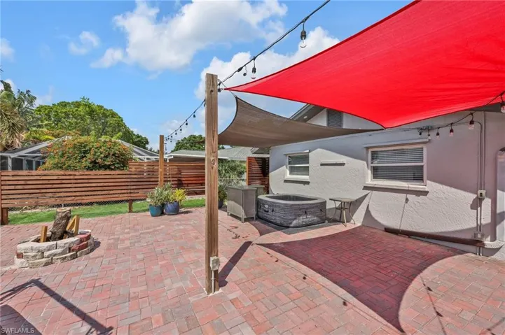 1346  Torreya  CIR, North Fort Myers, FL 33917