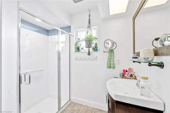 1346  Torreya  CIR, North Fort Myers, FL 33917
