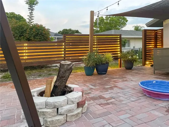 1346  Torreya  CIR, North Fort Myers, FL 33917