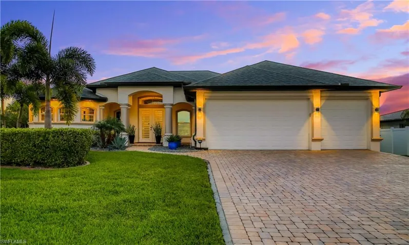 2227 SE 19th  PL, Cape Coral, FL 33990