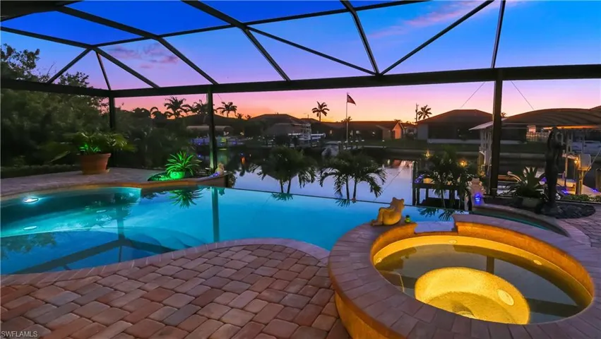 2227 SE 19th  PL, Cape Coral, FL 33990