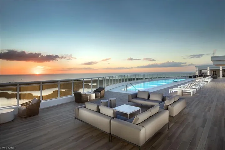 rooftop pool