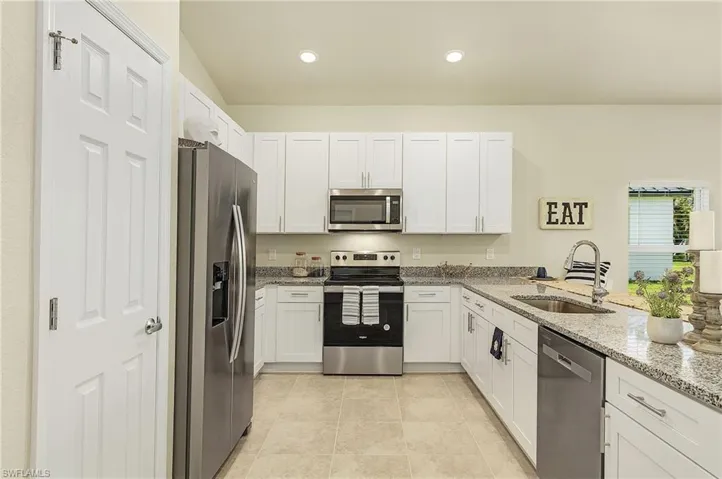 507 NW 1ST  AVE, Cape Coral, FL 33993