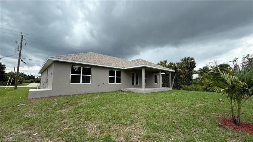 631 Windermere Dr, Lehigh Acres, Florida 33972
