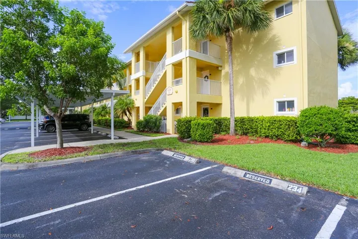 8264 Key Royal Cir # 821, Naples Fl 34119