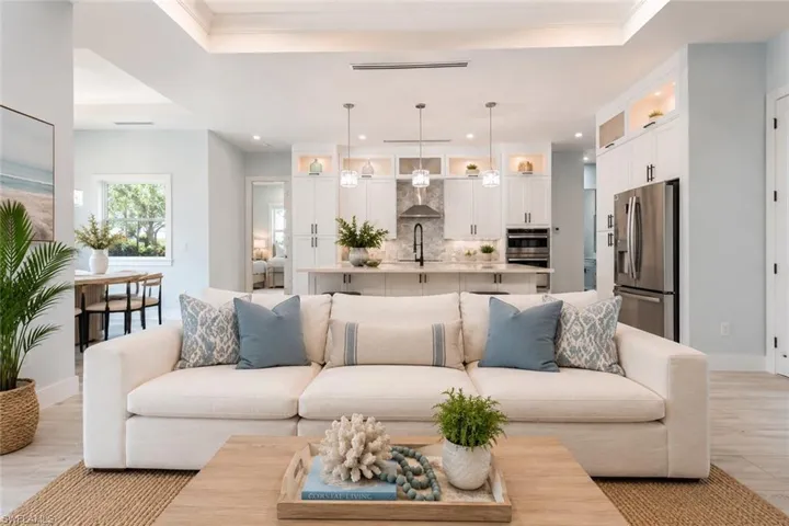 3810 2nd Ave Se, Naples, Florida 34117