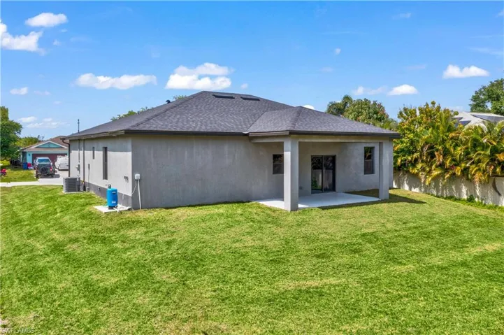 431  Pinafore  AVE, Lehigh Acres, FL 33974
