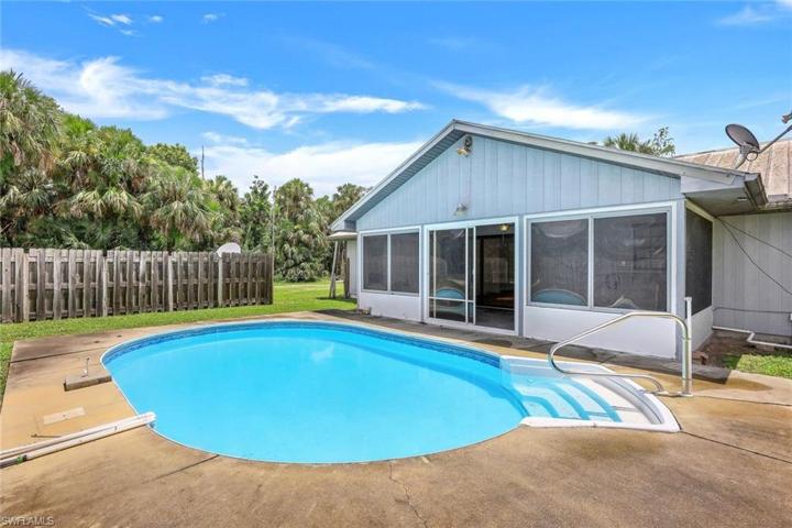 1961  Krape  RD, Naples, FL 34120