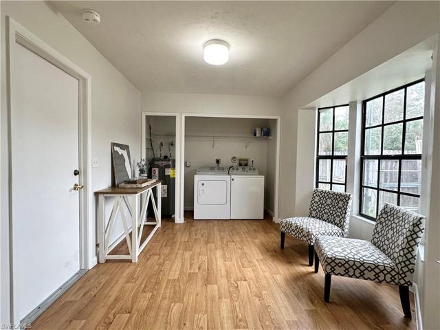 1961  Krape  RD, Naples, FL 34120