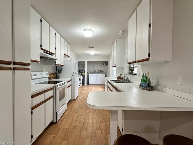 1961  Krape  RD, Naples, FL 34120