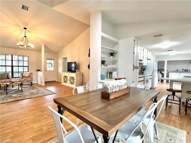 1961  Krape  RD, Naples, FL 34120