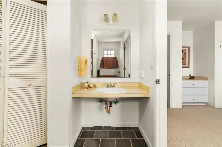 Handicap accessible master bath