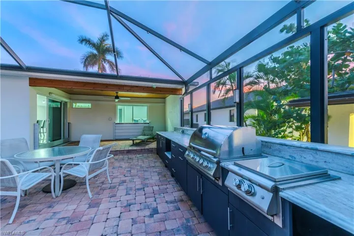 Outdoor Kitchen