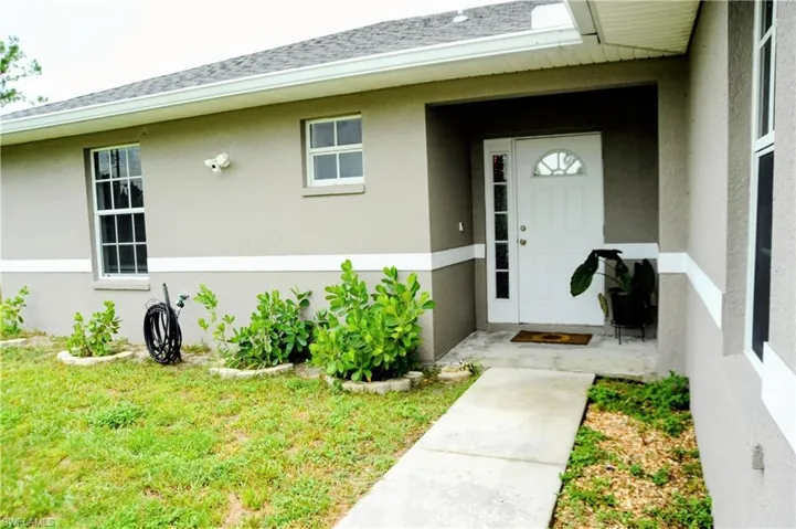 1220 Cloplon St E, Lehigh Acres, Florida 33974