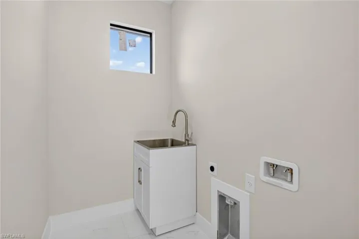 Laundry with NEW APPLIANCES!