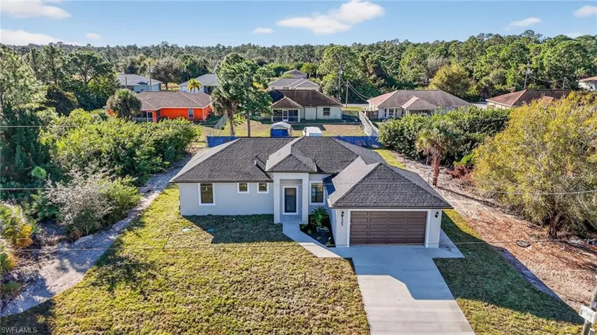 3207 40th St W, Lehigh Acres, Florida 33971