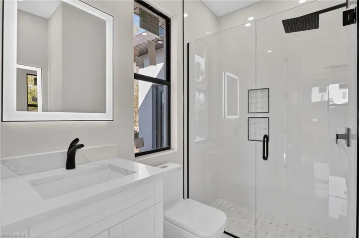 Master bath, twin vanities