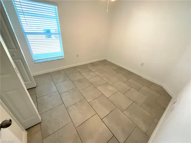 3905  Treasure Oak  WAY, Fort Myers, FL 33905