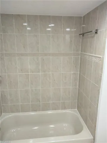 Bathtub