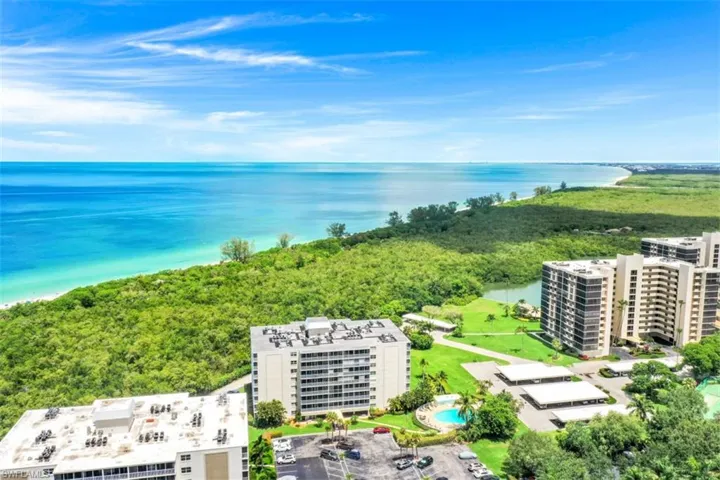 5  Bluebill  AVE, Naples, FL 34108