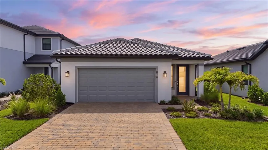 1879 Sierra Ct, Naples, Florida 34120