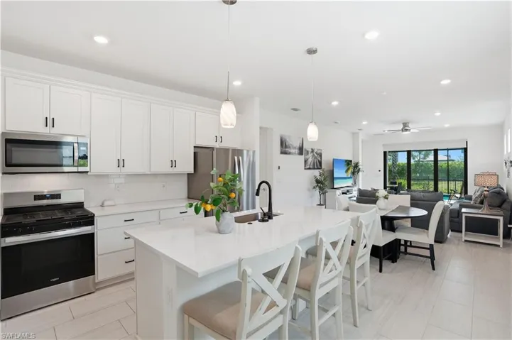 1879 Sierra Ct, Naples, Florida 34120
