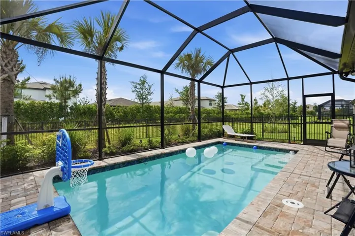 1879 Sierra Ct, Naples, Florida 34120