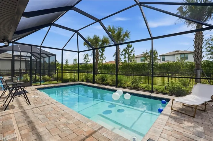 1879 Sierra Ct, Naples, Florida 34120