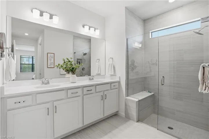 1879 Sierra Ct, Naples, Florida 34120