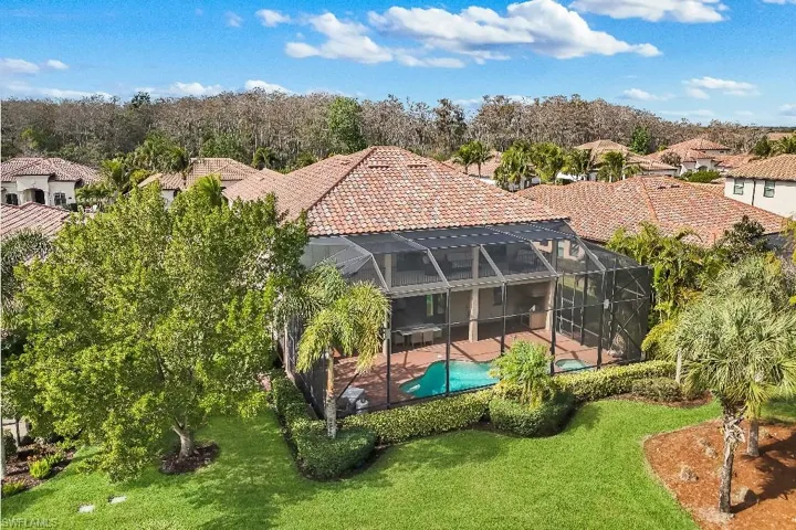 28647 Lisburn Ct, Bonita Springs, Florida 34135
