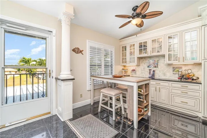 912 Sw 48th Ter # 208, Cape Coral, Florida 33914
