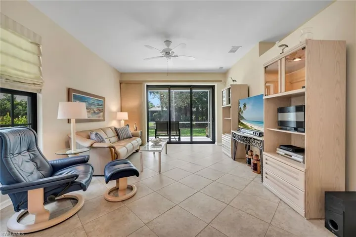 7805  Woodbrook  CIR, Naples, FL 34104