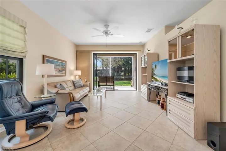 7805  Woodbrook  CIR, Naples, FL 34104