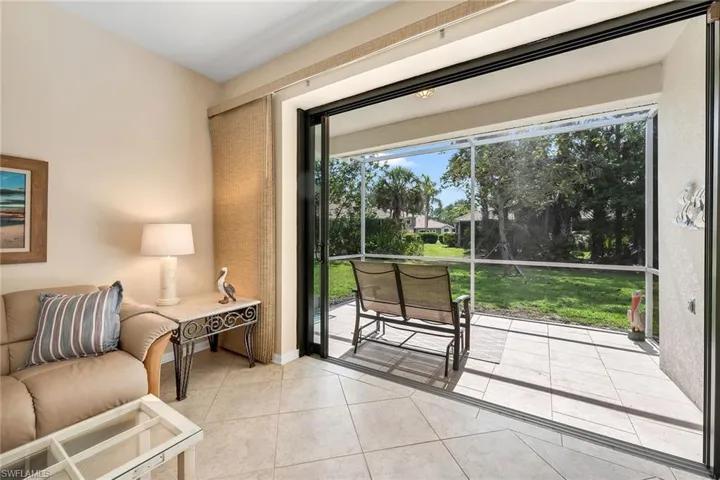 7805  Woodbrook  CIR, Naples, FL 34104
