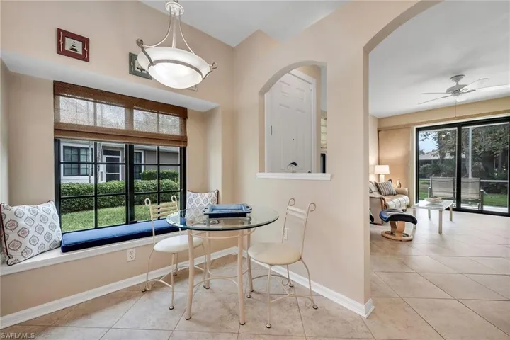 7805  Woodbrook  CIR, Naples, FL 34104