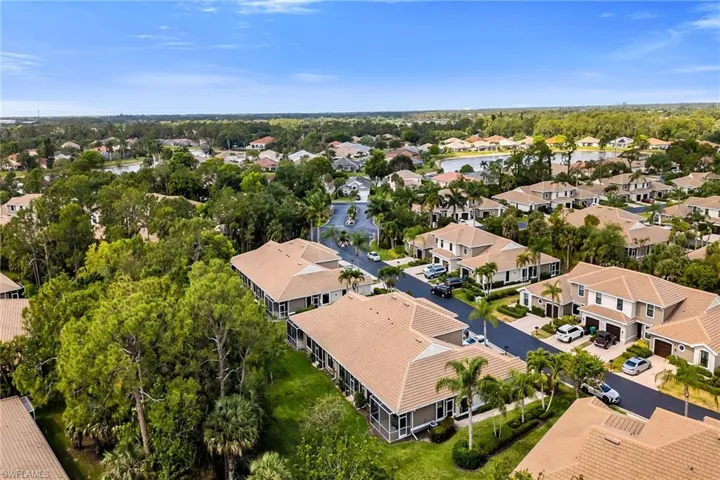 7805  Woodbrook  CIR, Naples, FL 34104