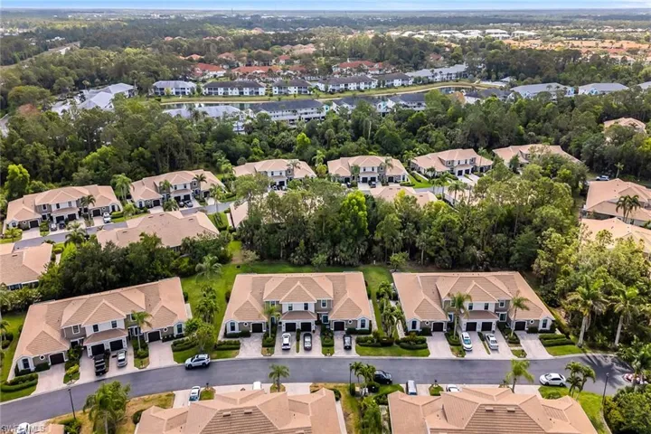 7805  Woodbrook  CIR, Naples, FL 34104