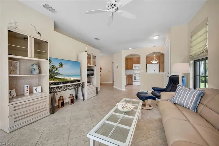 7805  Woodbrook  CIR, Naples, FL 34104