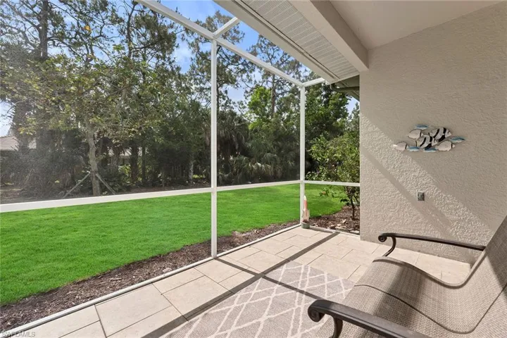 7805  Woodbrook  CIR, Naples, FL 34104