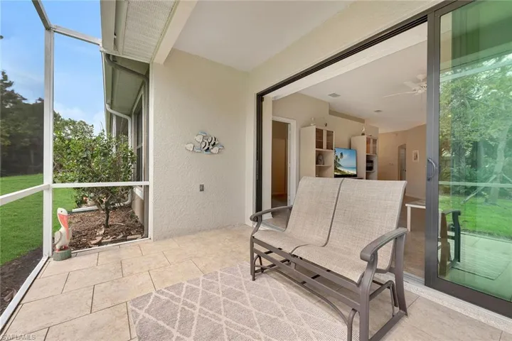 7805  Woodbrook  CIR, Naples, FL 34104