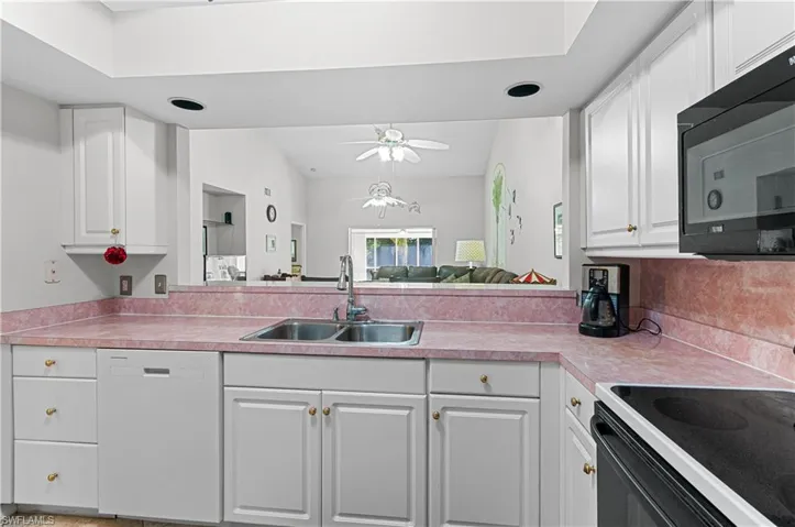 20006  Wolfel  TRL, Estero, FL 33928