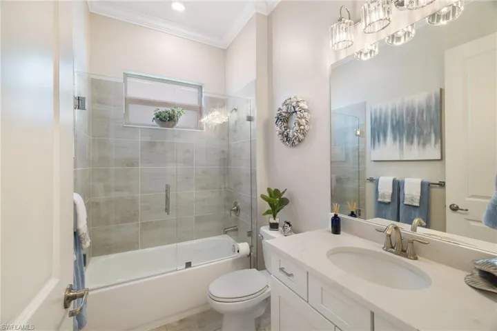 13696 Blue Bay Cir, Fort Myers, Florida 33913