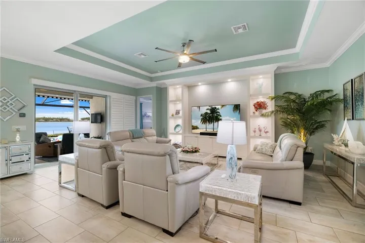 13696 Blue Bay Cir, Fort Myers, Florida 33913