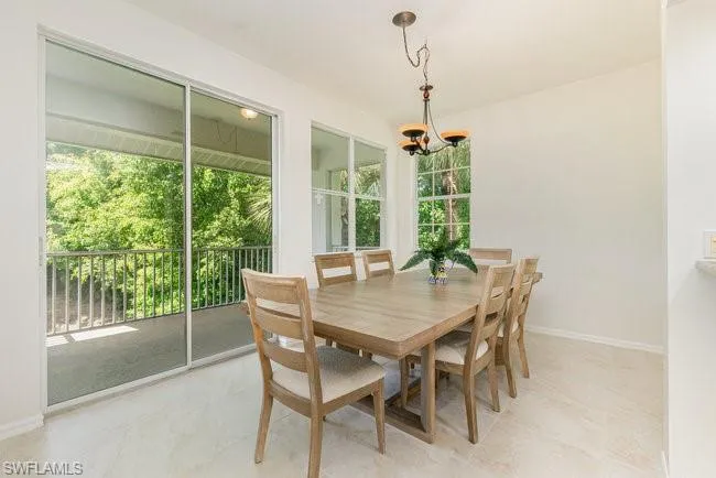 Comfortable Dining!