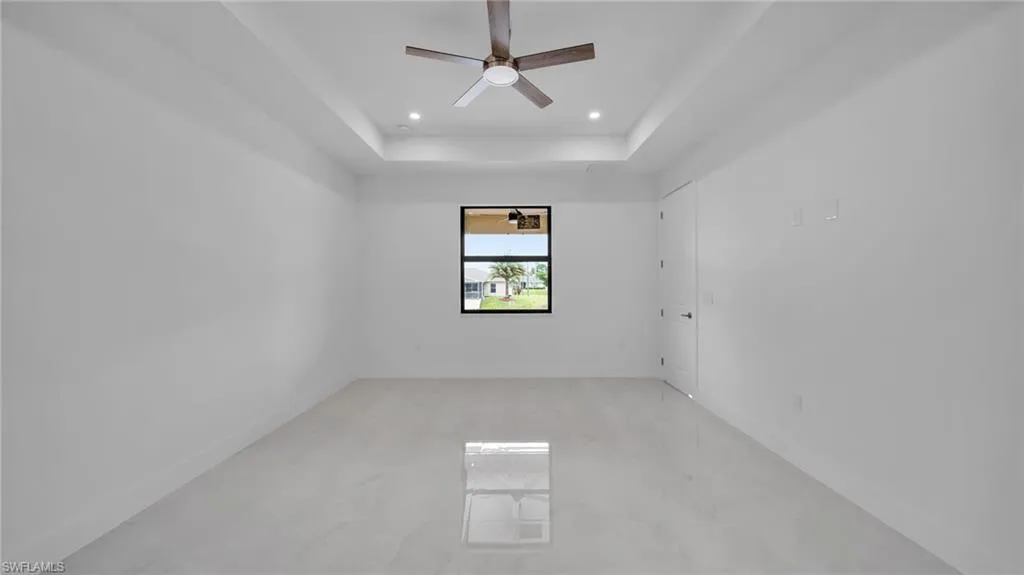1713 2nd ST, Cape Coral, FL 33993,2025000137